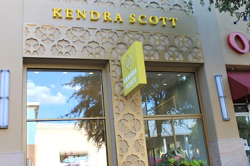 Nearest kendra scott store hotsell