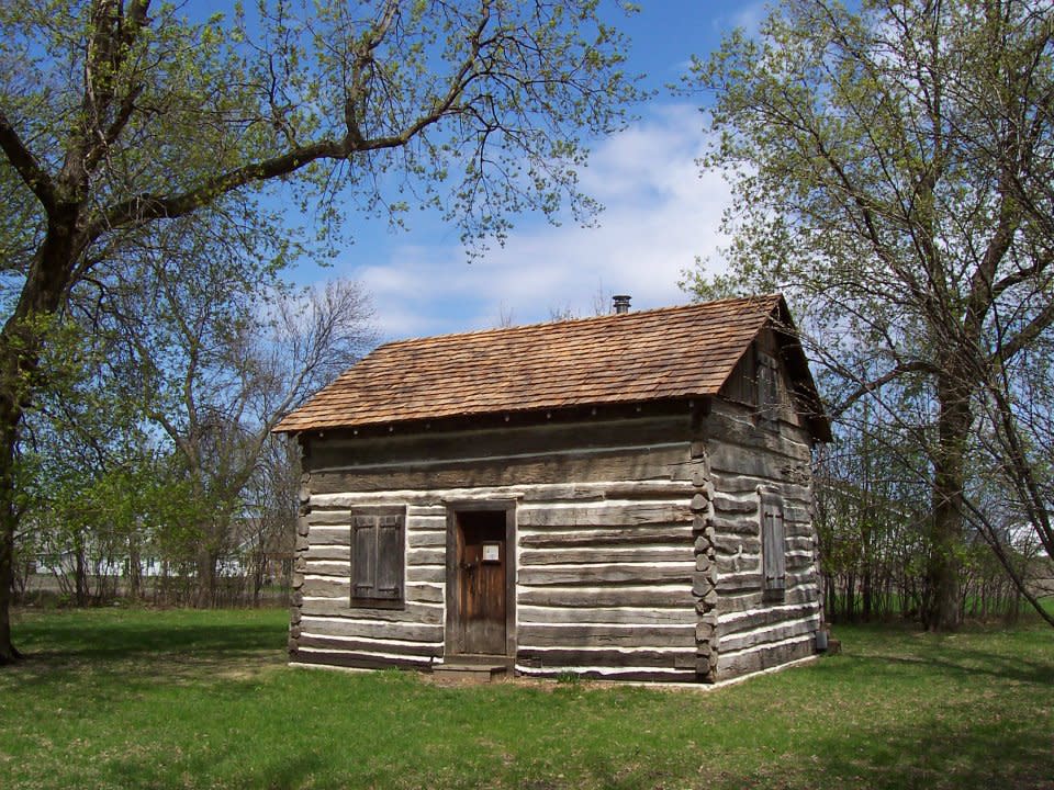Bergquist Pioneer Cabin