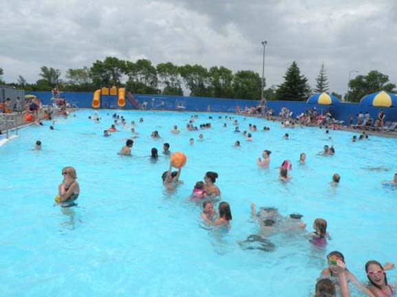 Moorhead Municipal Pool
