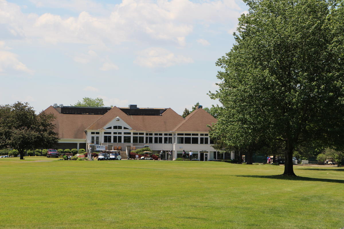 Flushing Valley Golf Club