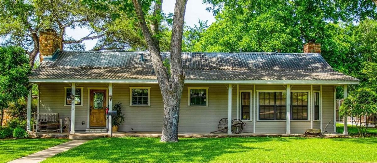 Sunnyside Bed & Breakfasts / Guesthouses / Inns