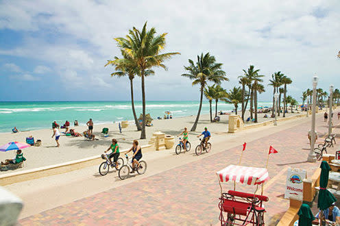 HOLLYWOOD OCEANFRONT BROADWALK - Fort Lauderdale