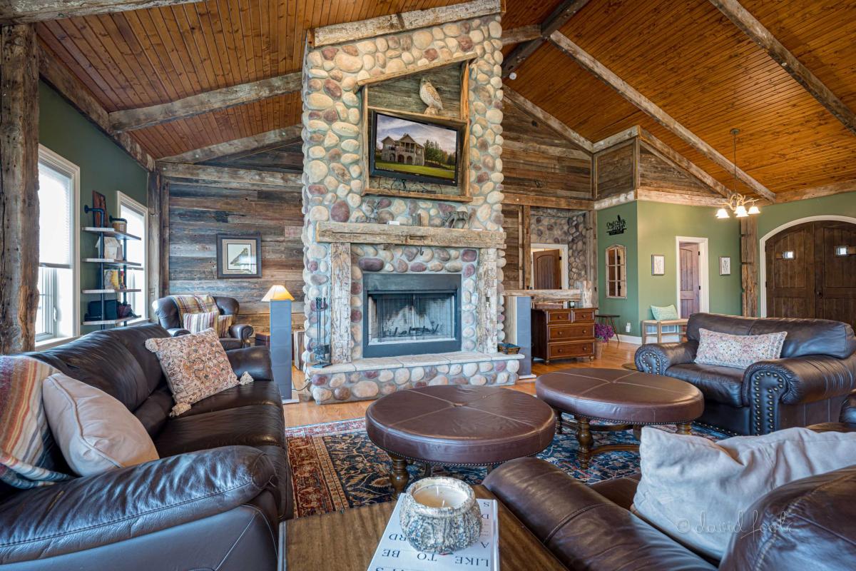 Owl Creek Lodge