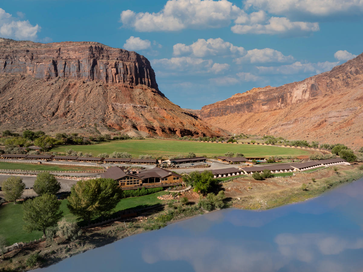 Red Cliffs Lodge