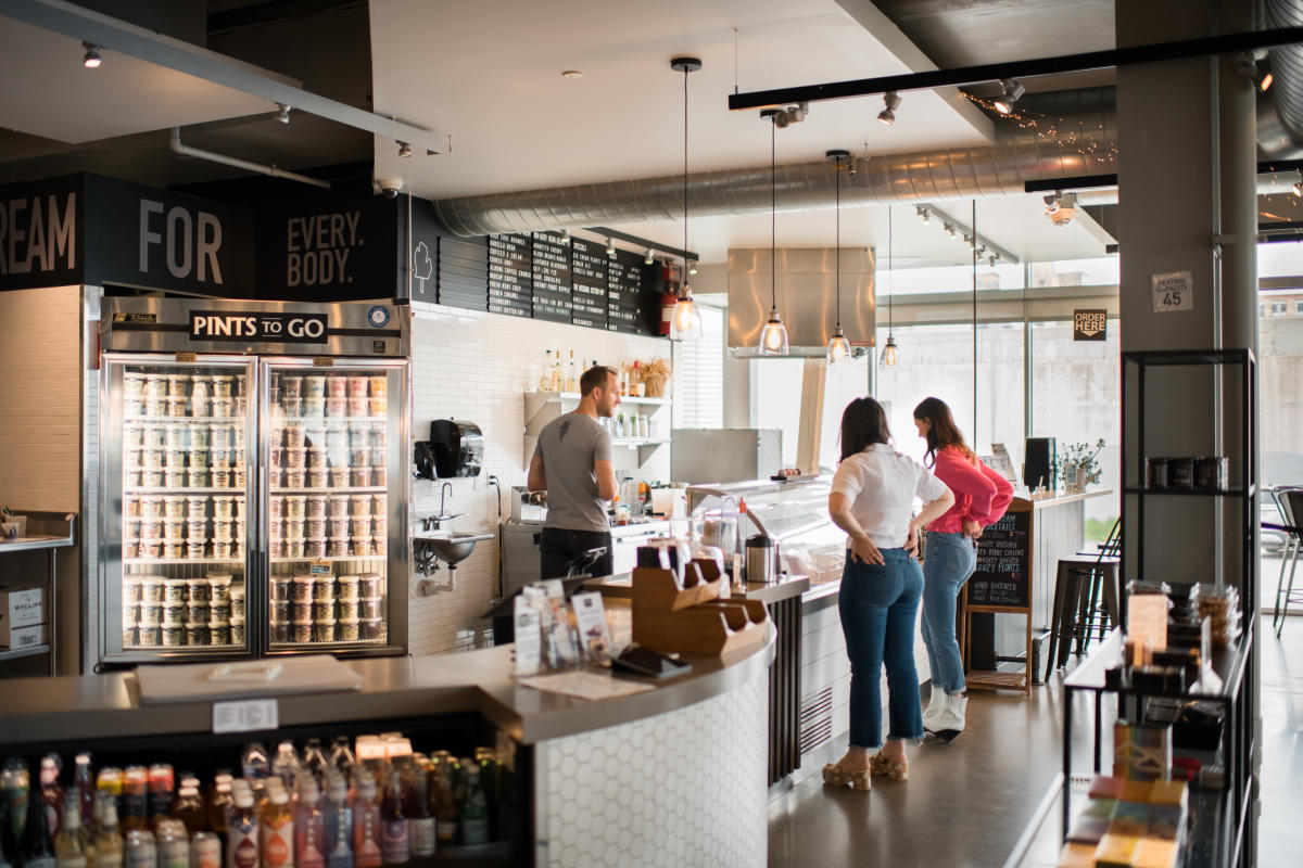 Love's Ice Cream and Chocolate Grand Rapids MI, 49503