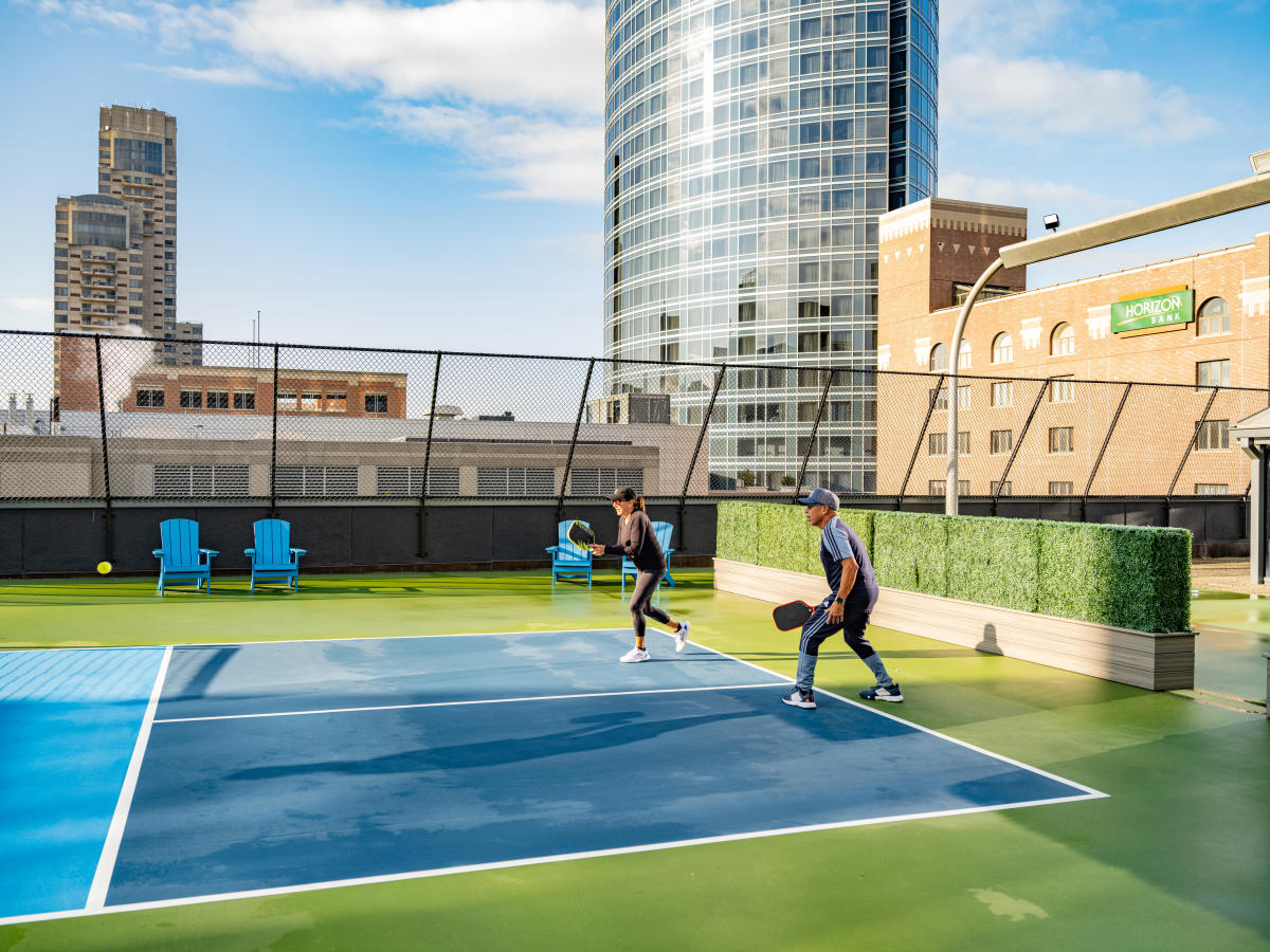 RoofTop Pickleball Grand Rapids MI, 49503
