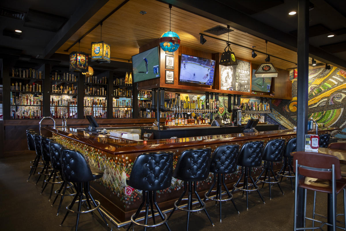 HopCat Knapp's Corner Grand Rapids MI, 49525