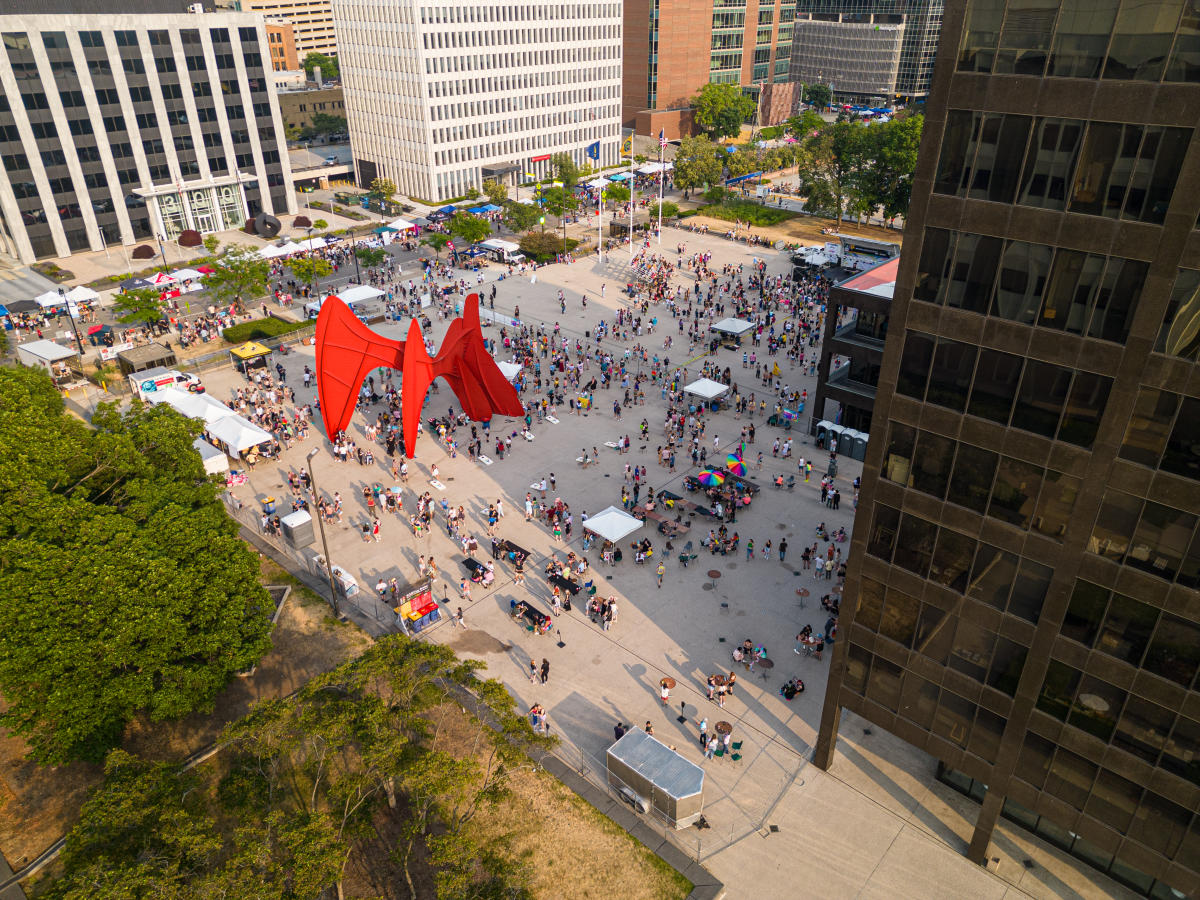 Calder Plaza Grand Rapids MI, 49503