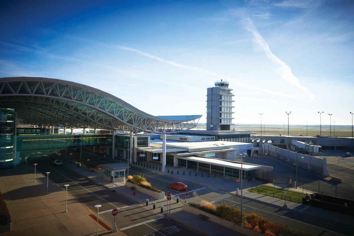 Viewing Park at Gerald R. Ford International Airport - Grand Rapids MI