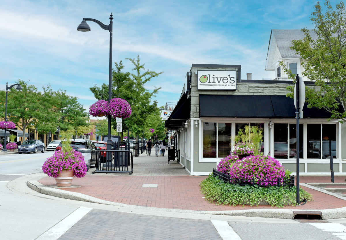 Olives Restaurant and Bar Grand Rapids MI, 49506