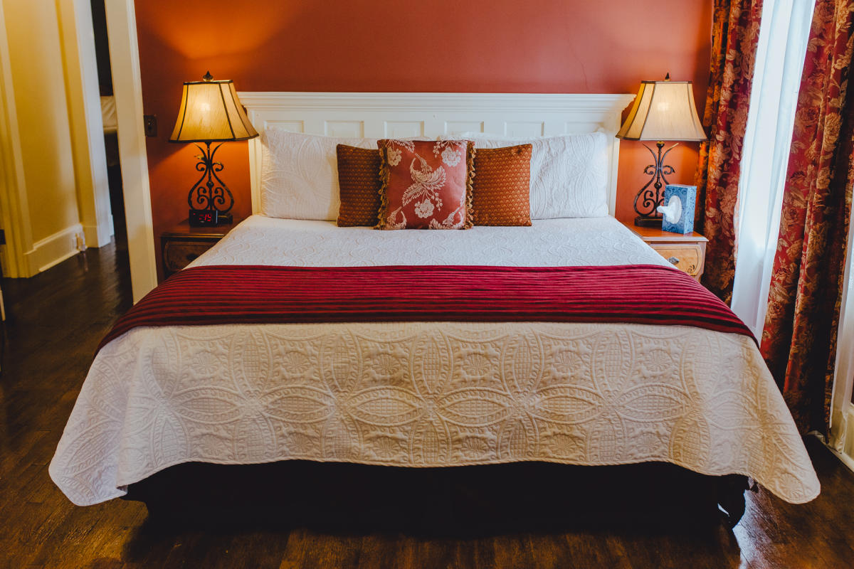 Leonard at Logan House Bed and Breakfast Grand Rapids MI, 49503