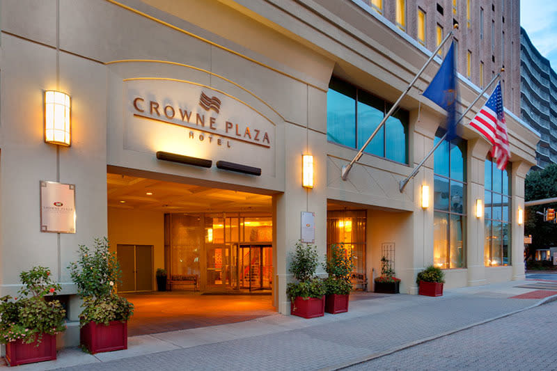 Crowne plaza 2025