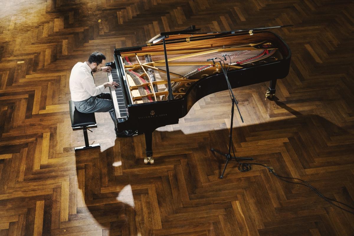 DACAMERA presents pianist Igor Levit