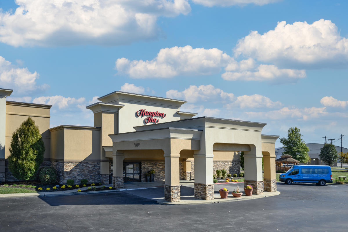 Hampton Inn Airport