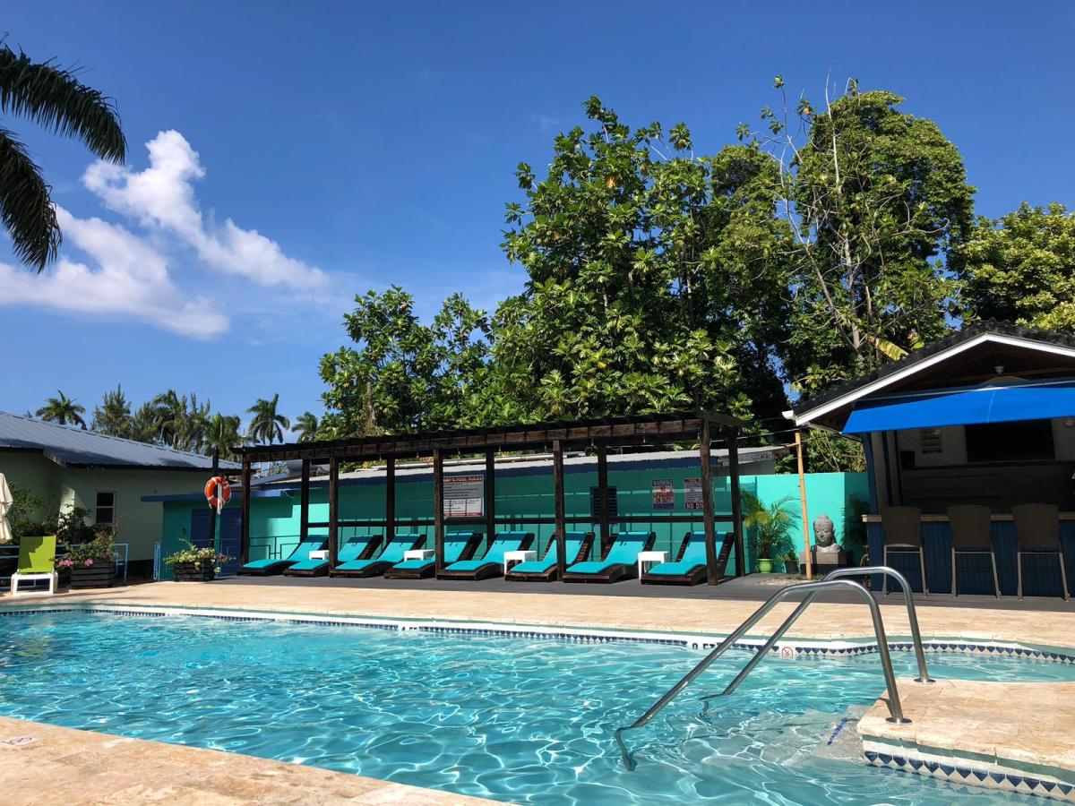 Toby's Inn Resort