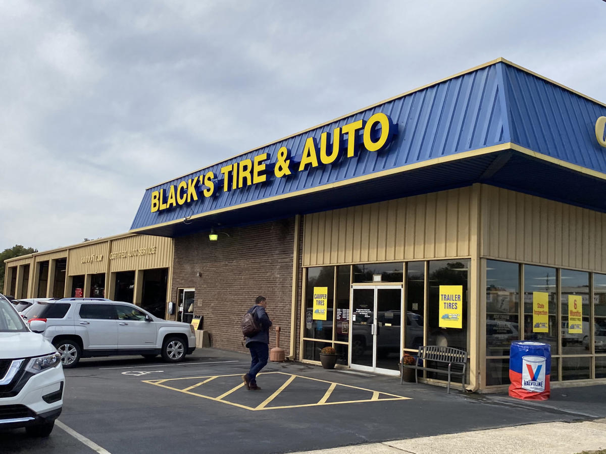 Black tire best sale and auto