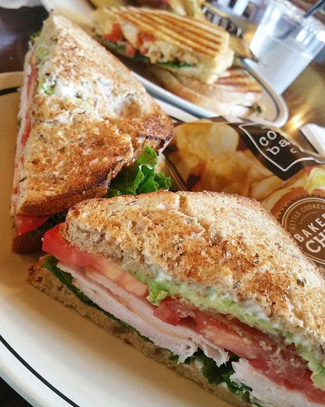 Corner Bakery Overland Park KS, 66223