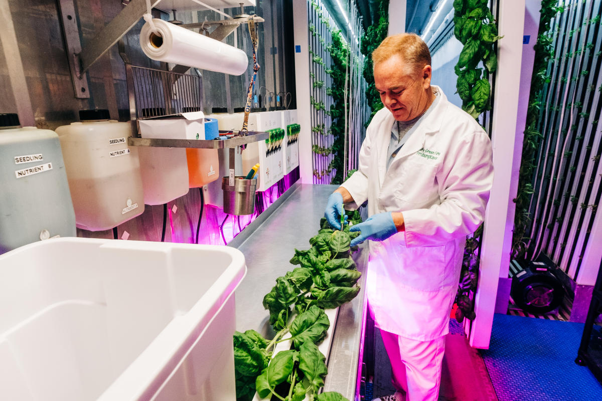 Leafy Green Farms LLC Pittsburg KS, 66762