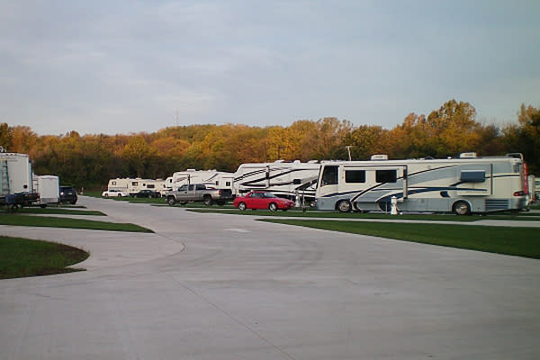 Deer Creek Valley RV Park - Topeka KS, 66607