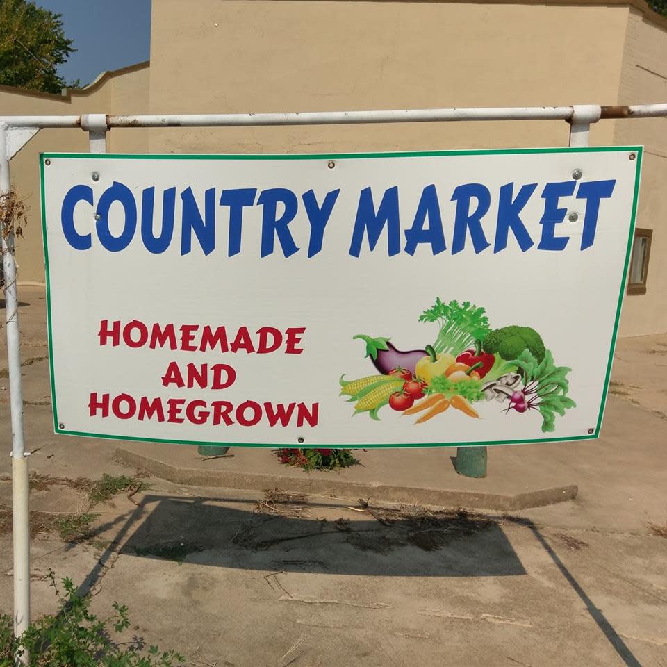 Country Market Fredonia KS, 66736