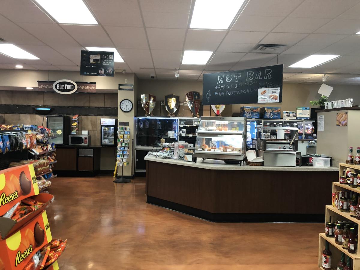 Newell Truck Plaza Newton KS, 67114