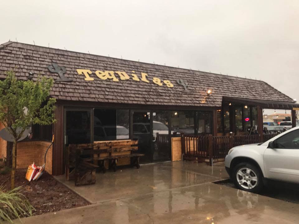 Tequilas Mexican Grill Garden City KS, 67846