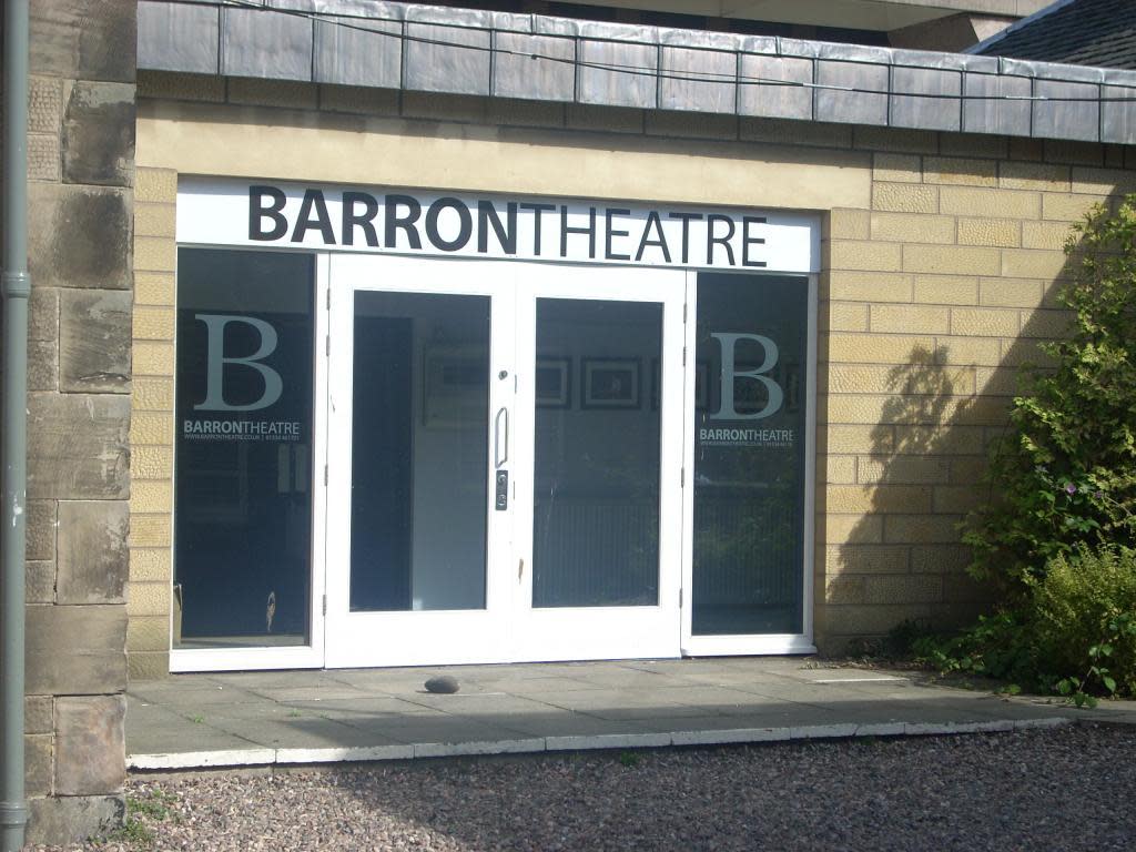 Barron Theatre Pratt KS, 67124