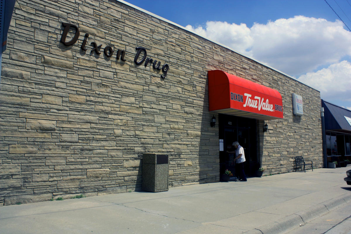 Dixon Drug Tribune KS, 67879