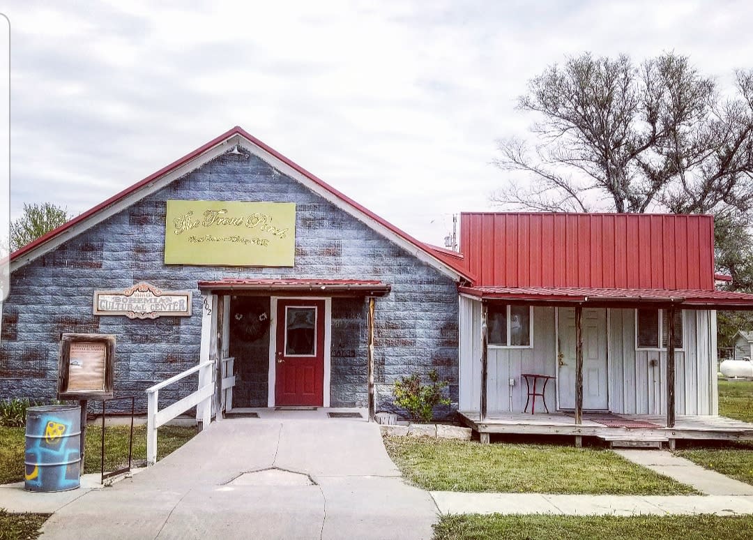 Front Porch Event Center & Bakery Alton KS, 67623