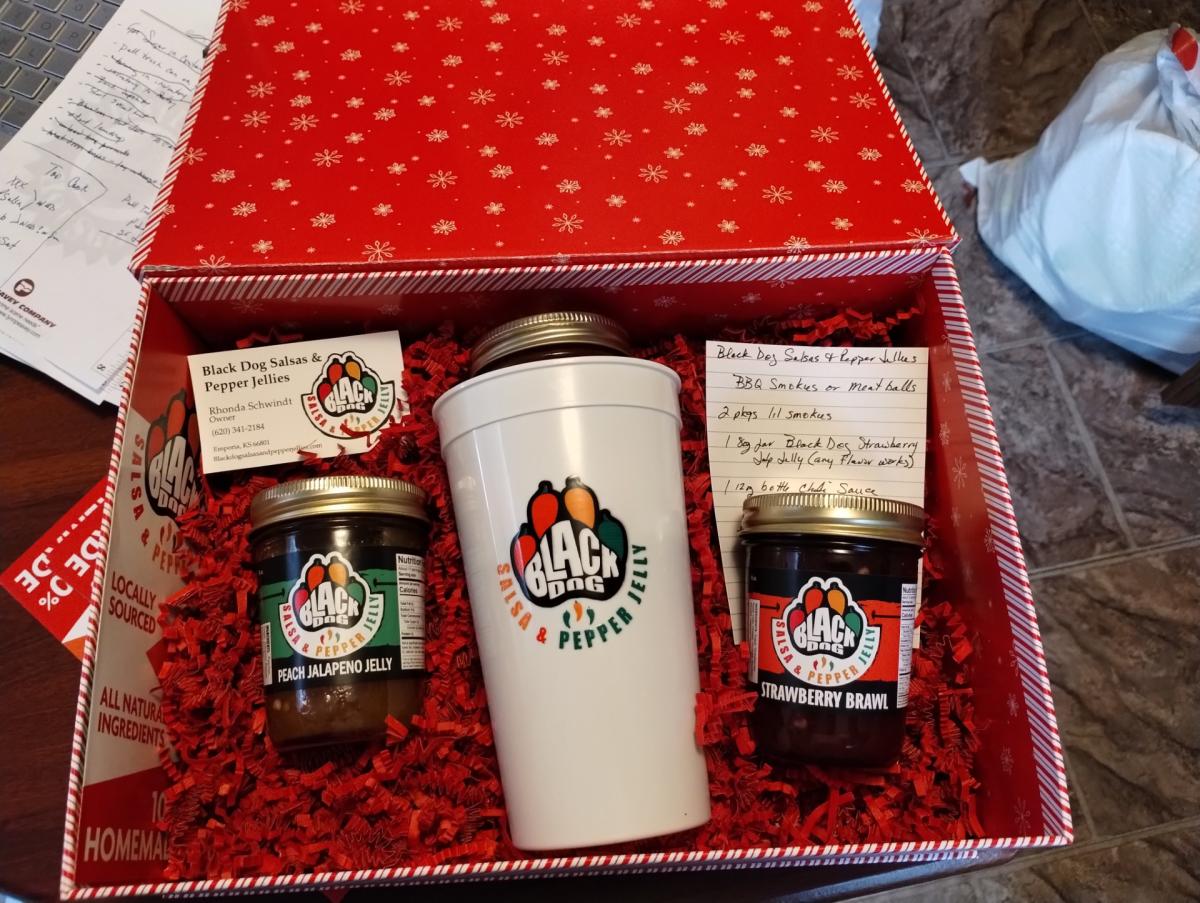 Black Dog Salsas and Pepper Jellies LLC Emporia KS, 668012435