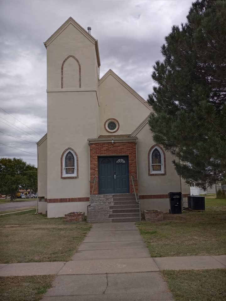 Kirch Haus (Church House) WaKeeney KS, 67672