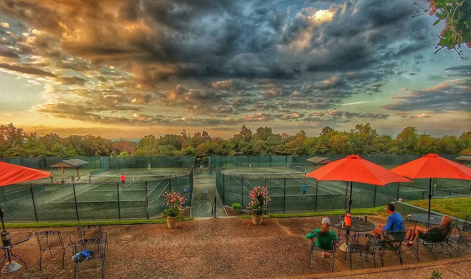 Knoxville Racquet Club