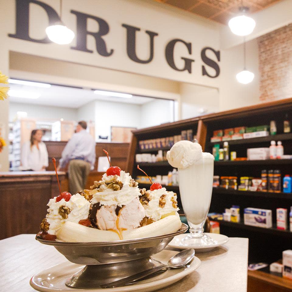 Phoenix Pharmacy and Fountain