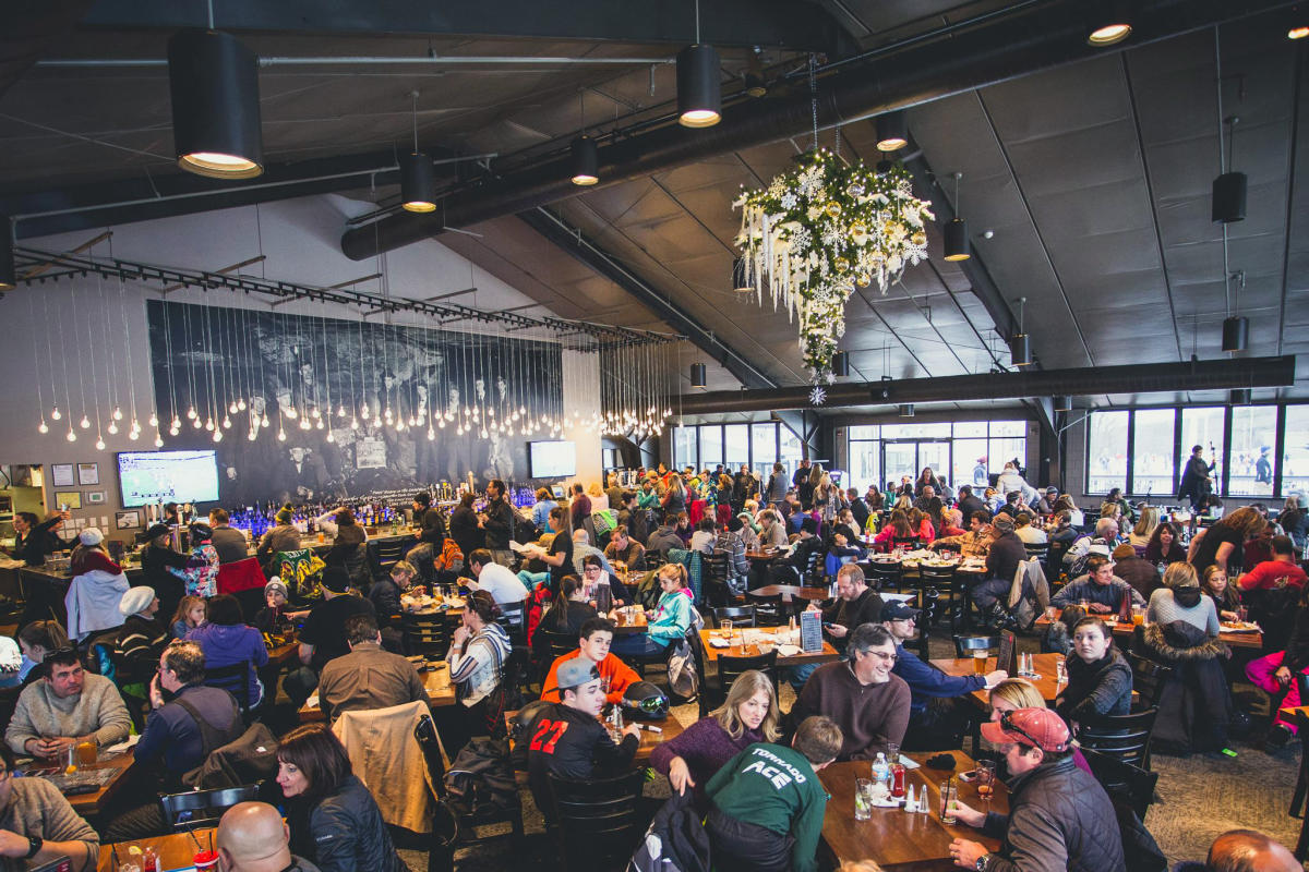 Slocum Hollow Bar & Restaurant