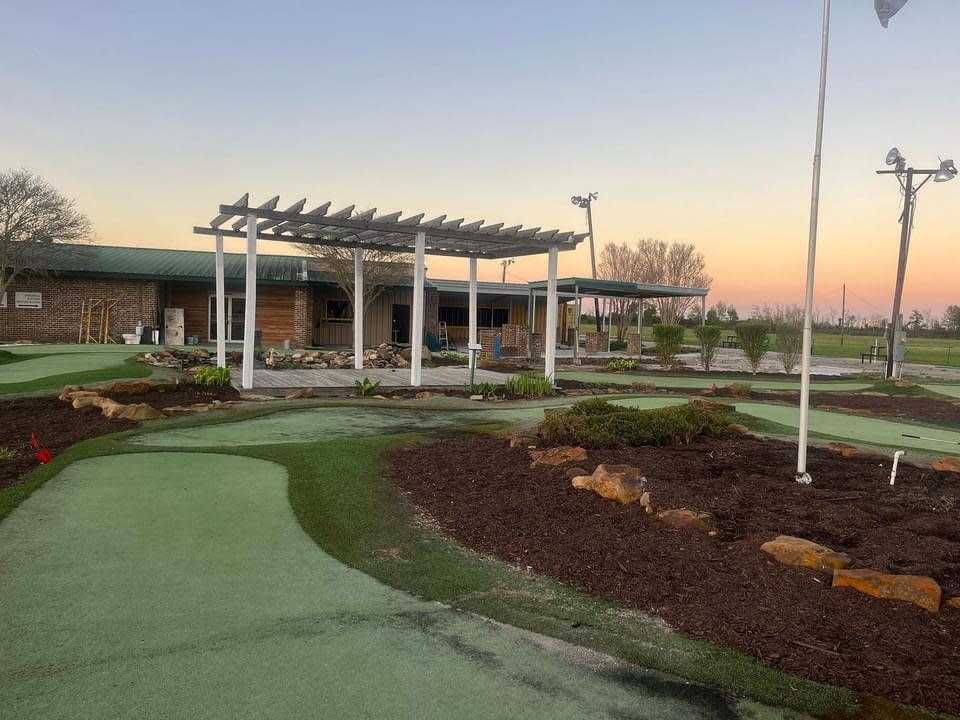 Caddy Shack Icehouse Lake Charles, LA