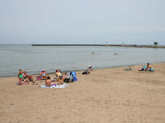 Main Street Beach & Park | Shores & Islands Ohio