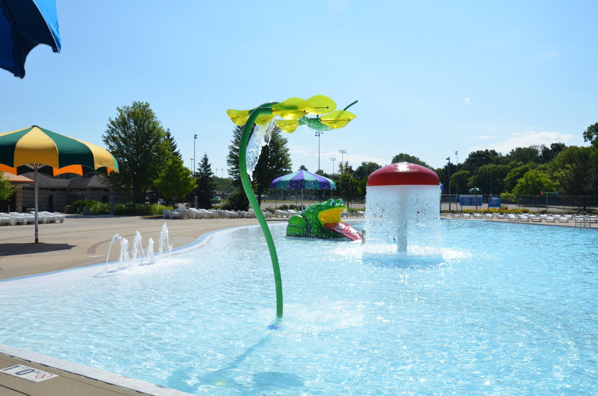 East Lansing Family Aquatic Center
