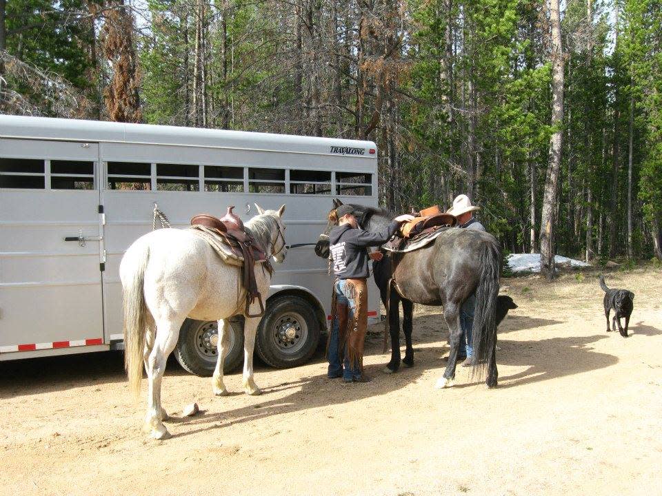 Attractions Things to Do (Activities) E & H Guide Service Custom