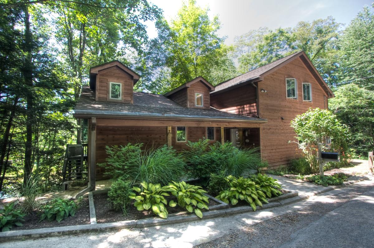 Yough Vacation Rentals Confluence, PA