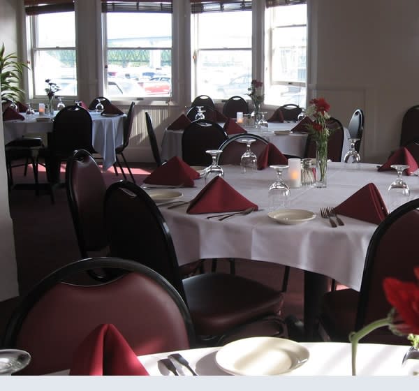 Kennebec Tavern & Marina