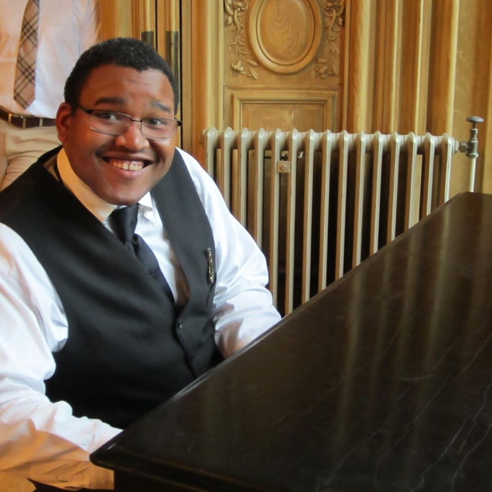 Zin Zen Live Music Featuring Matthew Banks