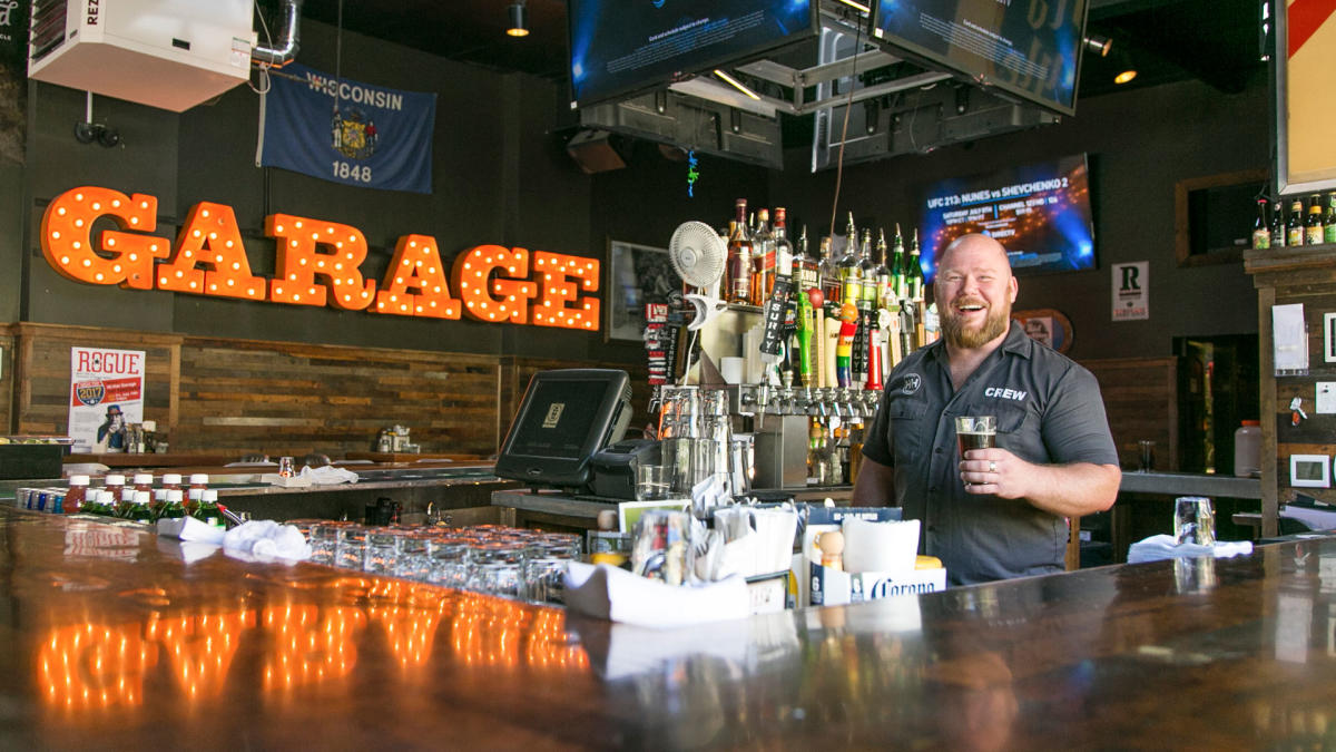 HiHat Lounge & Garage Milwaukee, WI 53202