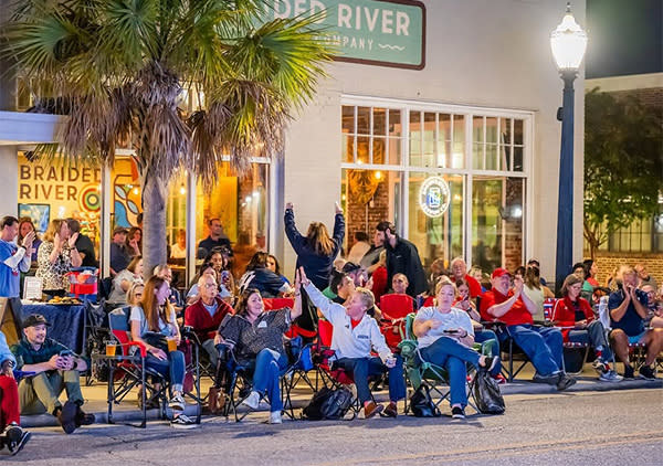 South Alabama Jags Downtown Watch Party