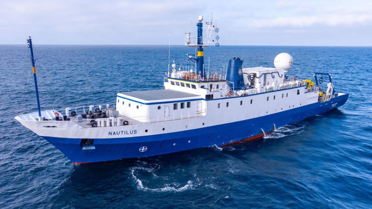 Ship to Shore Chat with E/V Nautilus