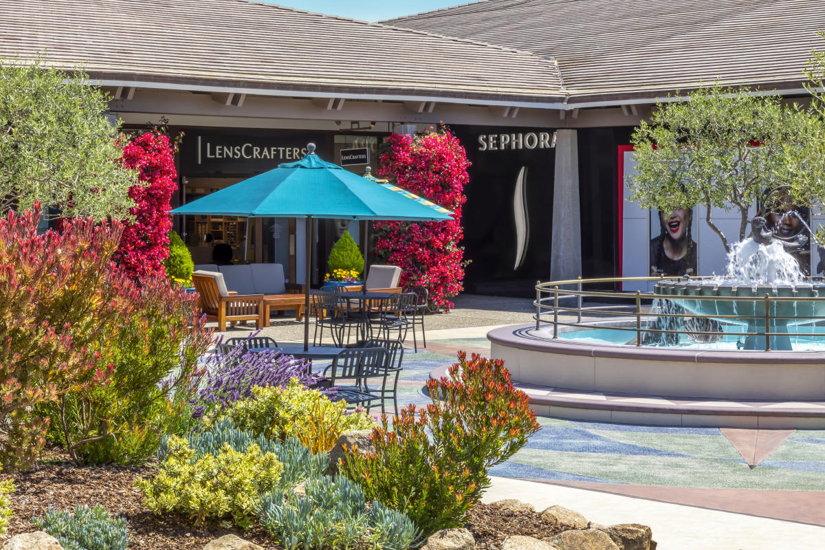 Del Monte Shopping Center