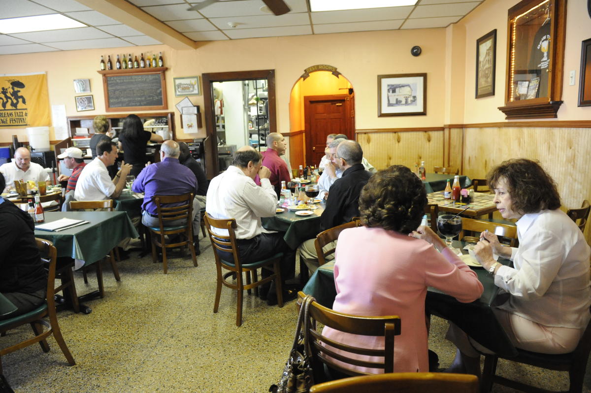 Liuzza's Restaurant And Bar