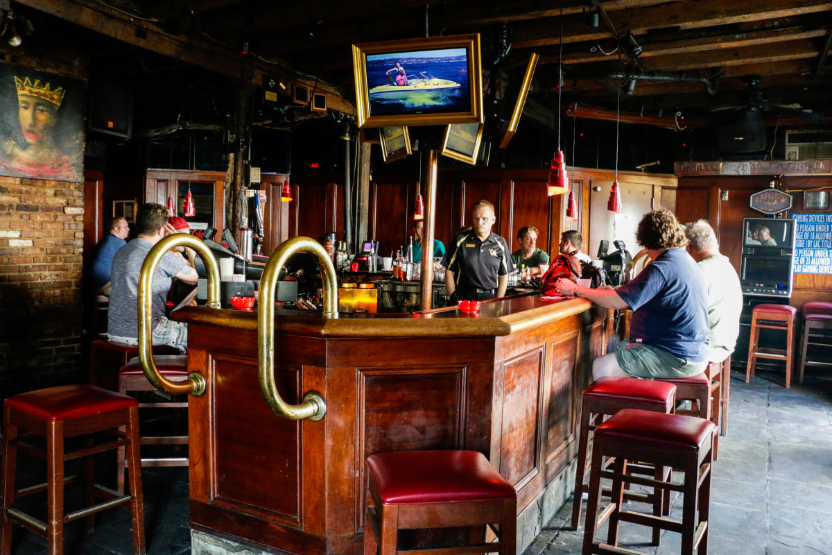 Cafe Lafitte In Exile