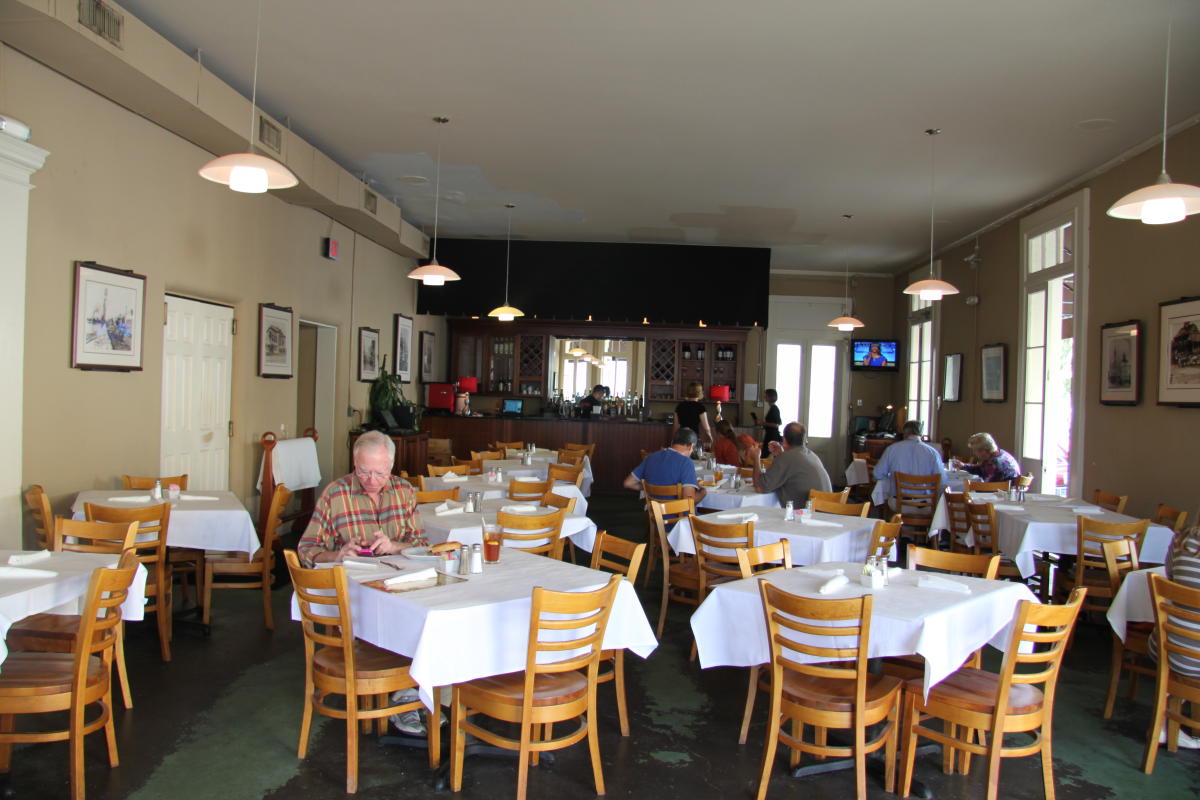 Cafe Roma