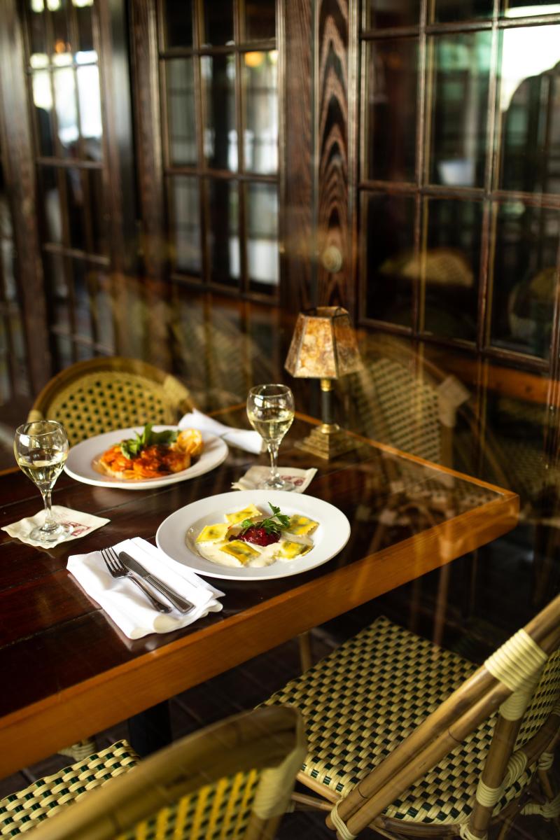 Sardella's | Newport, RI | Discover Newport