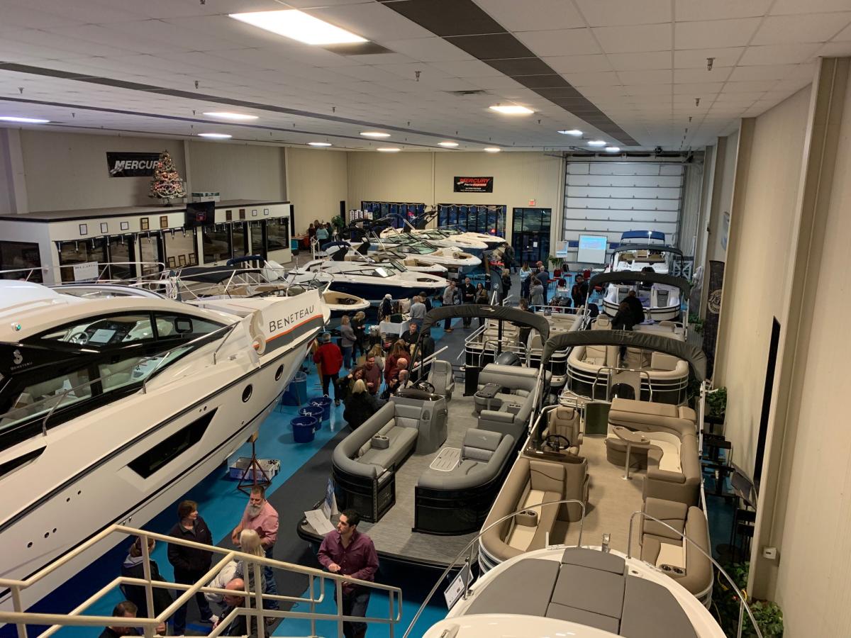 Hutchinson's Boat Works Alexandria Bay, NY 13607